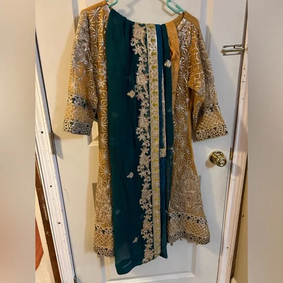 Yellow and green salwar kameez - Picture 1 of 3